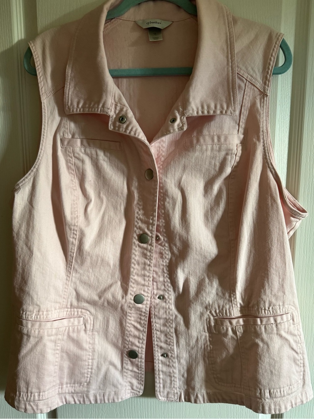 C.J. Banks 1X Denim Jean Vest Pink Cotton Cottage Core Coastal Pockets Snaps EUC